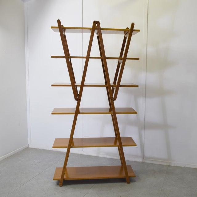 Mid-Century Modern Bookcase in Beech with Matt Finish by Vico Magistretti for Cassina, 1980s For Sale - Image 3 of 11