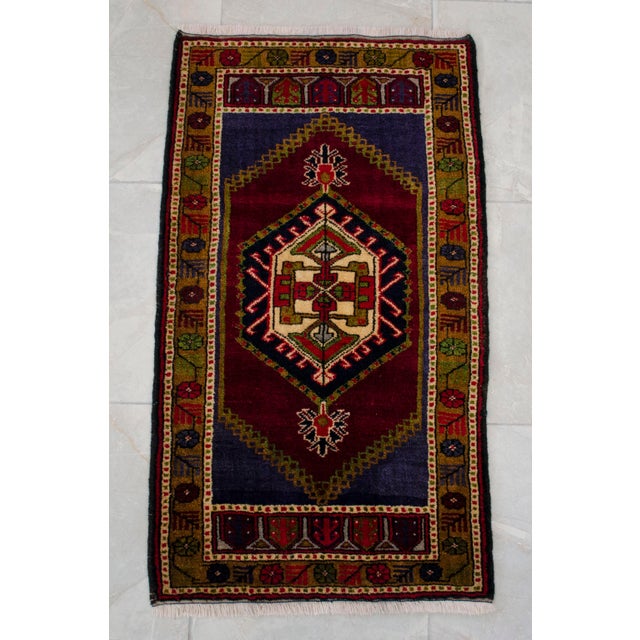 1970s 1970s Hand Knotted Small Turkish Rug Entryway Decor Bath Mat Kitchen Rug - 22'' X 39'' For Sale - Image 5 of 10