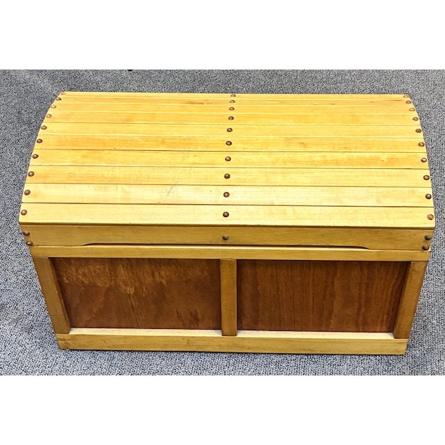 Vintage Teak Dome Top Trunk / Blanket / Toy Chest c.1960 For Sale - Image 4 of 7
