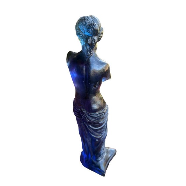 Mid-Century Modern Vintage Resin Acrylic Lucite Venus De Milo Female Cobalt Blue Sculpture For Sale - Image 3 of 5