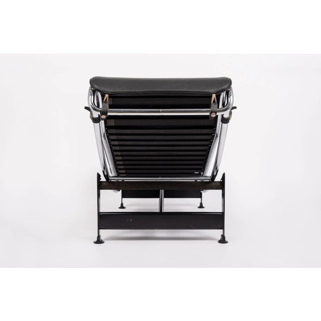 Vintage Cassina Lc4 Chaise Lounge Chair by Le Corbusier, 1984 For Sale In Detroit - Image 6 of 11