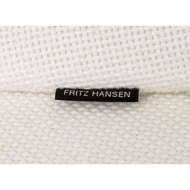 Metal Fritz Hansen White Upholstered Egg Chair For Sale - Image 7 of 7