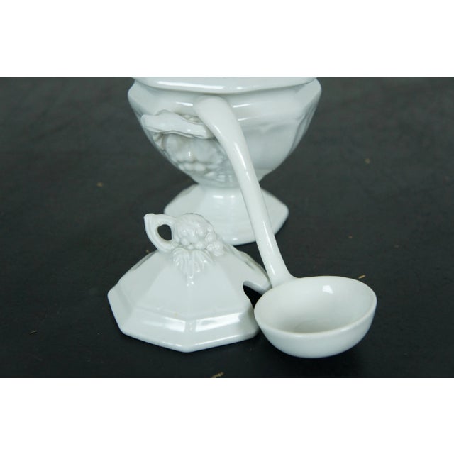 Antique Red Cliff Ironstone Octagonal White Grape Trophy Soup Tureen & Ladle For Sale - Image 9 of 13