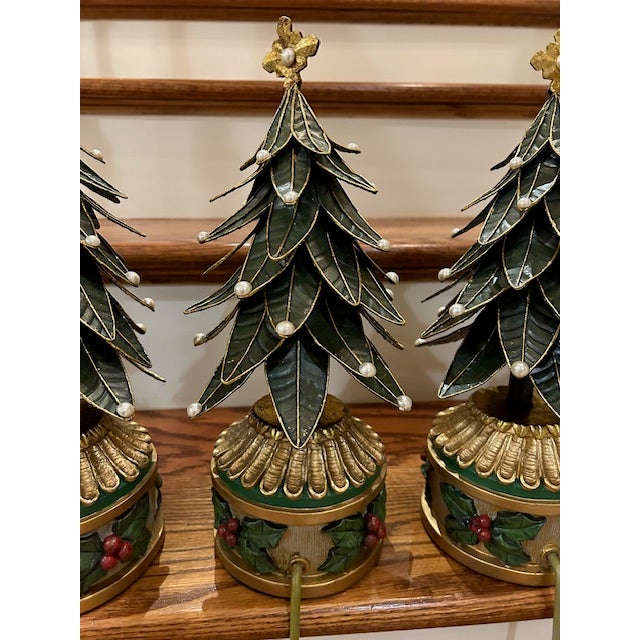 Weighted vintage metal Bombay Company Christmas stocking holders. Adorned with "pearls" and berries. Large 4" gold tine to...