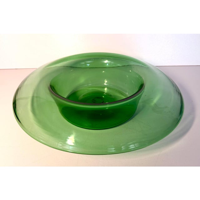 Postmodern Vintage Green Hand-Blown Glass Centerpiece Bowl, Empoli, Italy, 1970s For Sale - Image 3 of 12