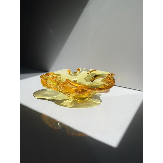 Mid-Century Modern Murano Ashtray in Yellow, 1960s For Sale - Image 4 of 6