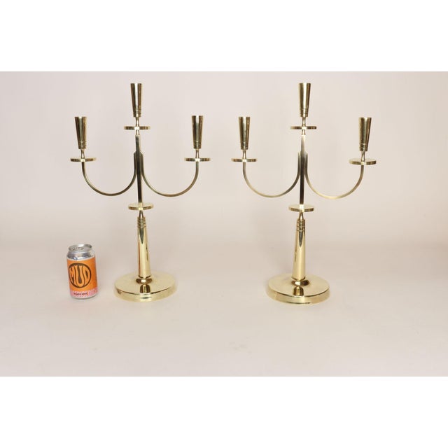 Dorlyn Silversmiths Pair of Vintage Brass Candelabra by Tommi Parzinger for Dorlyn Silversmiths For Sale - Image 4 of 16
