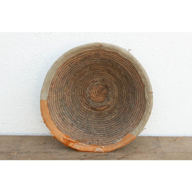 19th Century 18" Dm Harvest Basket With Textile Rim & Mud Base For Sale - Image 5 of 7