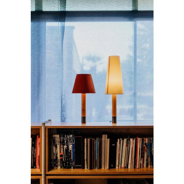 Not Yet Made - Made To Order Bronze and White Básica M1 Table Lamp by Santiago Roqueta for Santa & Cole For Sale - Image 5 of 7