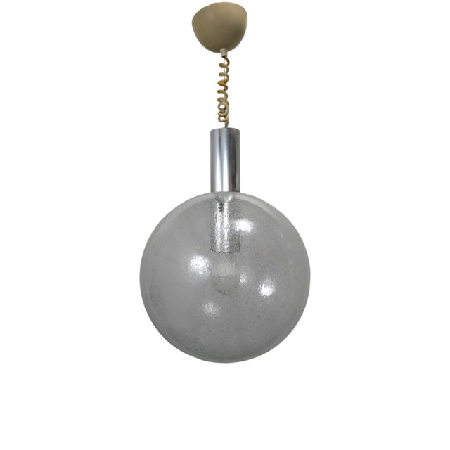 These stunning flos pendant lamps feature an iconic spherical design in perfect space age and italian modernism style,...