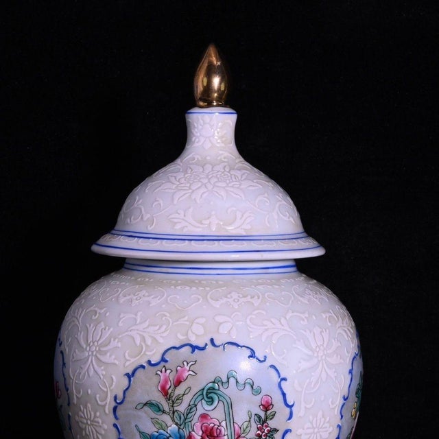 Pair of Chinese White Glazed Porcelain Jars With Floral Panels & Gilt Finials For Sale - Image 4 of 9