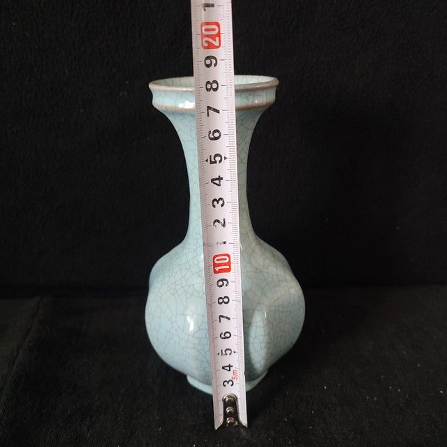 Chinese Ceramic Vase,Guan Ware Crackle Glaze Celadon Glaze Porcelain Vase For Sale - Image 9 of 10