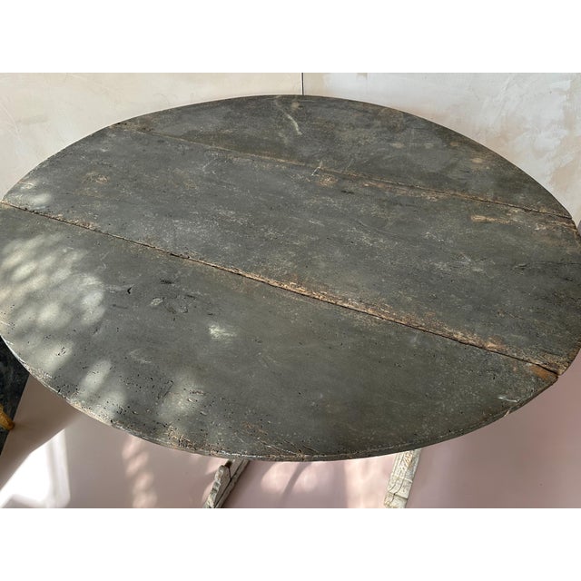 Antique French Drop-Leaf Table in Wood, 1700s For Sale - Image 4 of 5