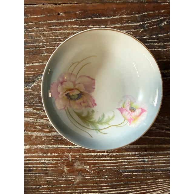 1940s German Porcelain Poppy Bowls 5.375 Inch Hand Painted Floral Dessert Berry Bowls - Set of 5 For Sale - Image 4 of 8