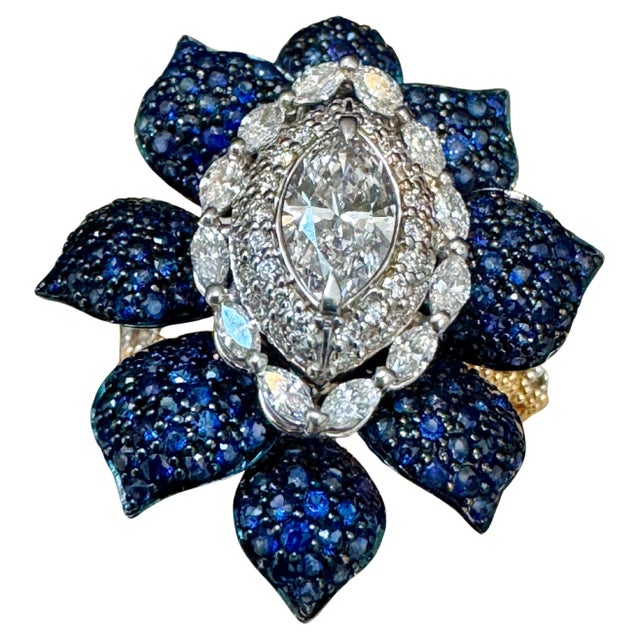 3 Ct Blue Sapphire & 1.5 Ct Diamond Flower Ring in 18 Kt Two Tone Gold Size7 For Sale - Image 15 of 18