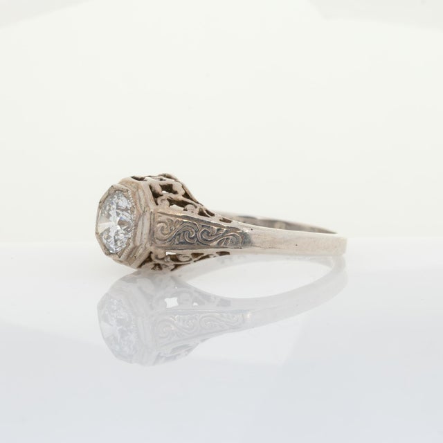 Vintage Estate Diamond Ring, 5mm Round Natural Diamond Solitaire: Solid 14k Gold, Size 6.75 For Sale In Columbus - Image 6 of 8