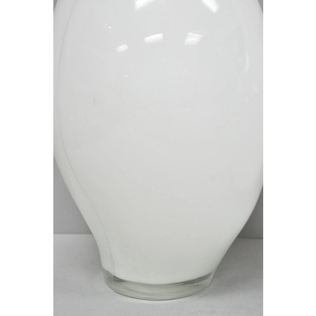 Early 21st Century Decorative Modern White Bulbous Art Glass Vessel Vase by Lazy Susan - 2 Pc Set For Sale - Image 5 of 18