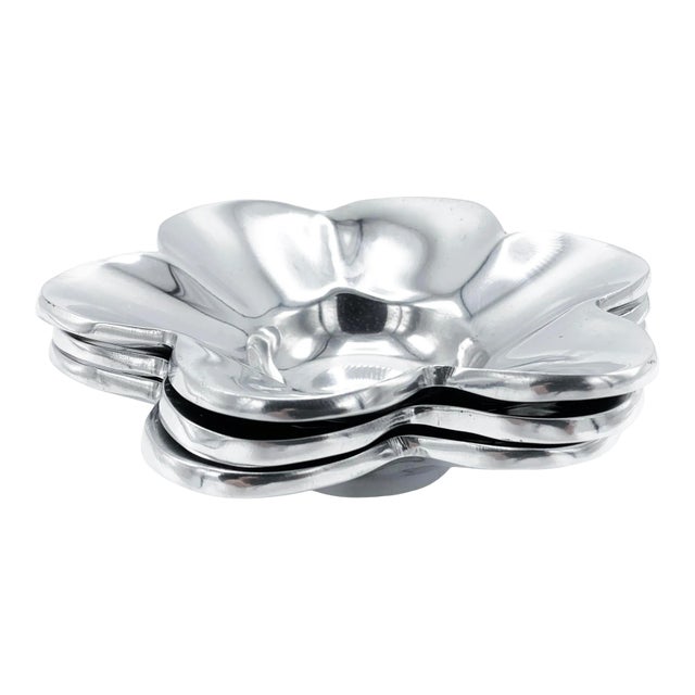 Mid-Century Modern Metal Floral Shaped Dishes / Bowls - Set of 3 For Sale