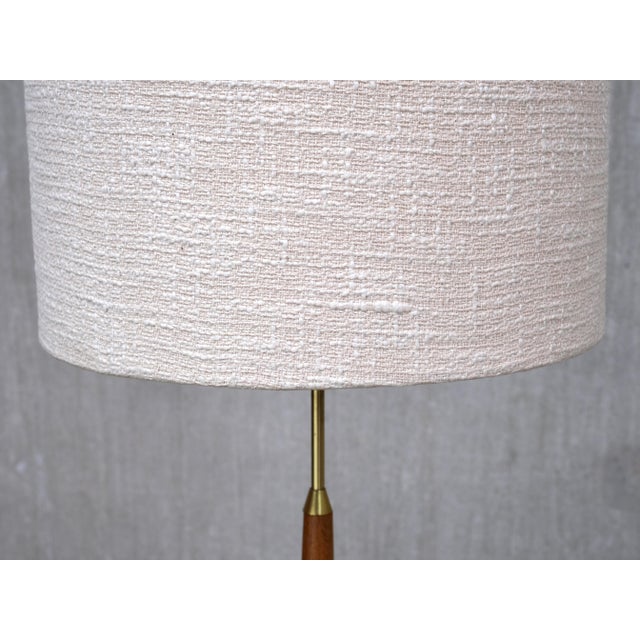 Vintage Floor Lamp in Oak from Falkenbergs Belysning, Sweden, 1960s For Sale - Image 6 of 10