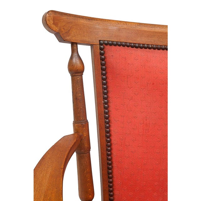 Trio of old armchairs. Tinted oak structure. Healthy wood. Empty garnish in vintage fabric. Farm seat. Seat height: 35 cm...