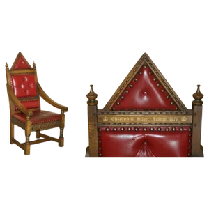 Original Elizabeth II Silver Jubilee Throne Armchair in English Oak and Oxblood Leather, 1977
