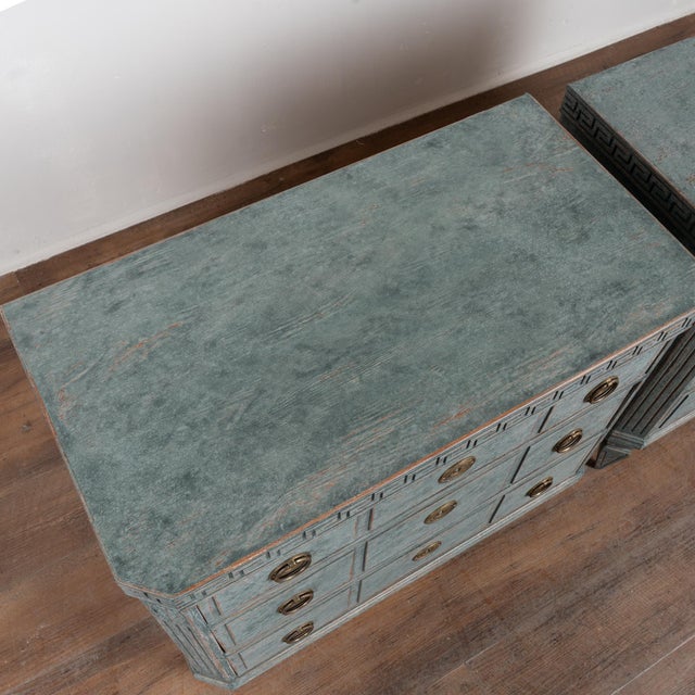 Mid-19th Century Swedish Gustavian Pair of Blue Painted Chests of Drawers For Sale - Image 4 of 15