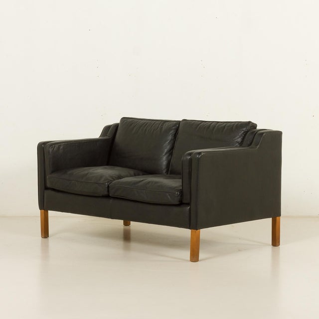 Stouby Leather Sofa, Denmark, 1970s For Sale - Image 4 of 18