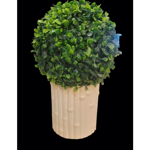 Chelsea House Inc Vintage Ceramic Faux Bamboo White Regency Style Planters Cache Pots- A Pair For Sale - Image 4 of 8