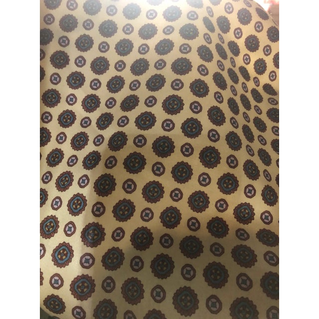 1990s Vintage Cotton Patterned Fabric, 6 Yards Piece For Sale - Image 4 of 6