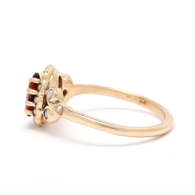 Vintage 1ctw Garnet & Seed Pearl Ring, 14k Yellow Gold, Ring Size 6 For Sale - Image 4 of 7