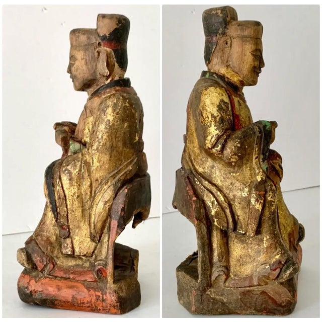 17th Century Antique Chinese Giltwood Scholar Figure – Ming/Qing Dynasty Figurine For Sale - Image 5 of 12