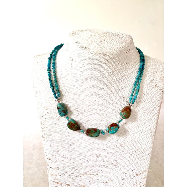 Lovely vintage turquoise beaded necklace with silver spacers, and chasp
