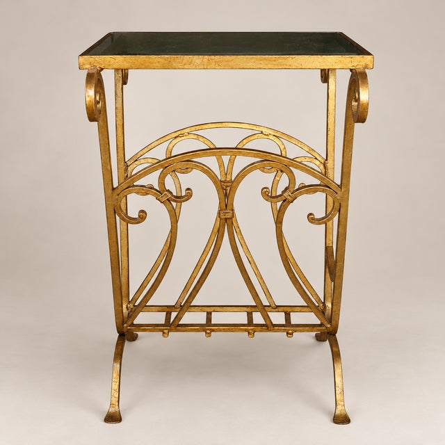 Mid-20th Century Hollywood Regency Gilt Metal Magazine Side Table With Mirrored Top For Sale - Image 4 of 7