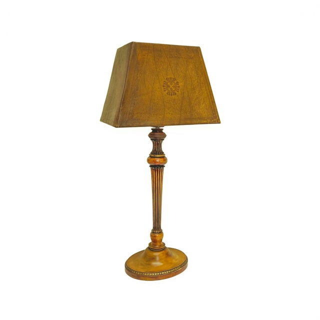 Neo-Classical Fluted Walnut Table Lamp on an Oval Base, 1940s For Sale - Image 4 of 18