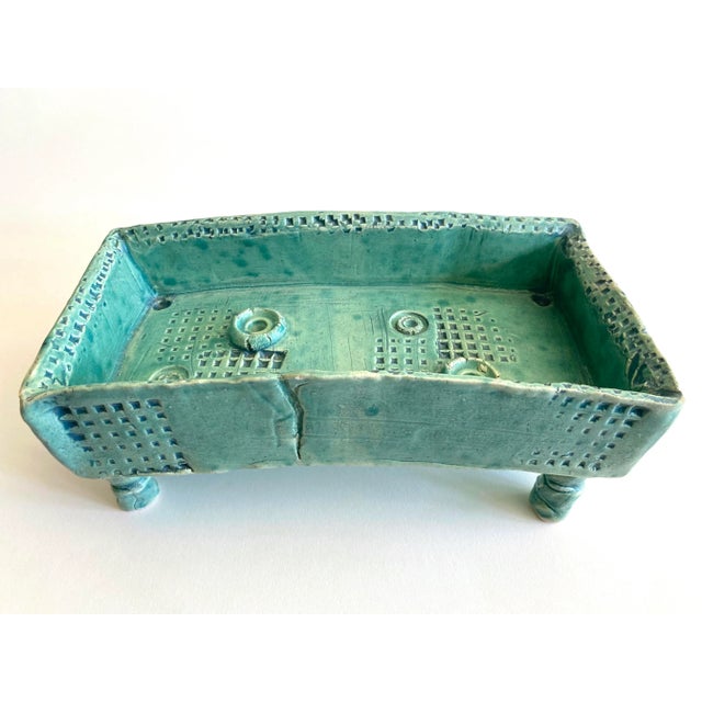 Vintage 1980's Organic Modernist Studio Art Pottery Abstract Footed Rectangle Decorative Bowl For Sale - Image 13 of 13