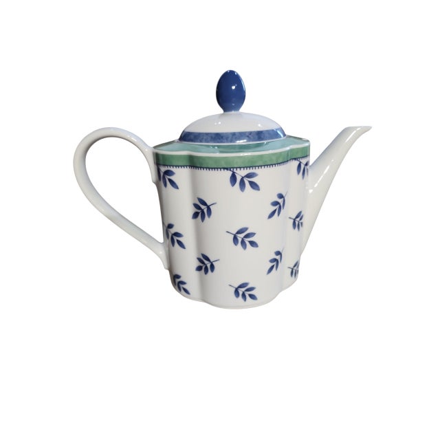 Superb vintage Villeroy & Boch Switch 3 coffee set, all in excellent condition, consisting of coffee pot, creamer, and two...