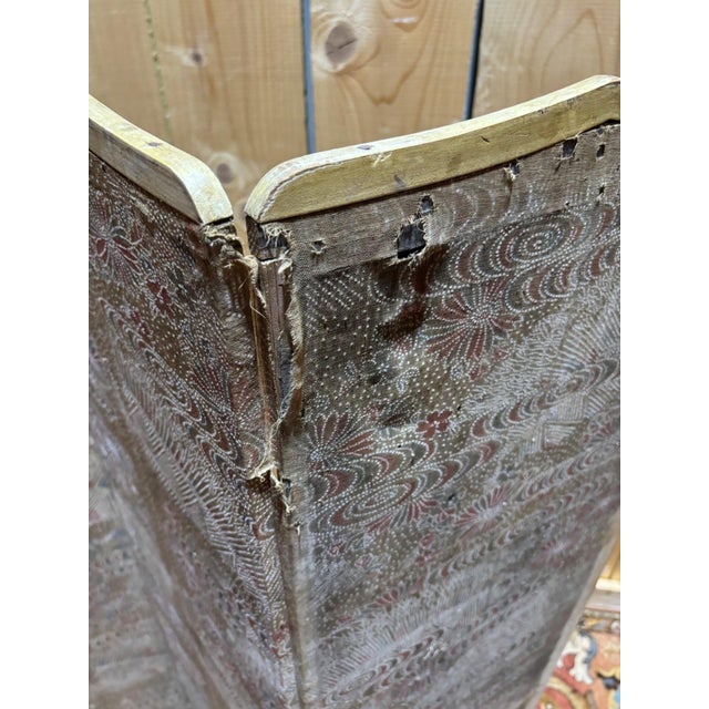 Brown 19th Century Meiji Japanese Four-Panel Folding Screen in Painted Silk For Sale - Image 8 of 11