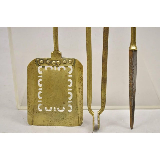Antique English Federal Sheraton Brass Urn Finial Fireplace Tool Set- 3 Pieces For Sale - Image 4 of 11