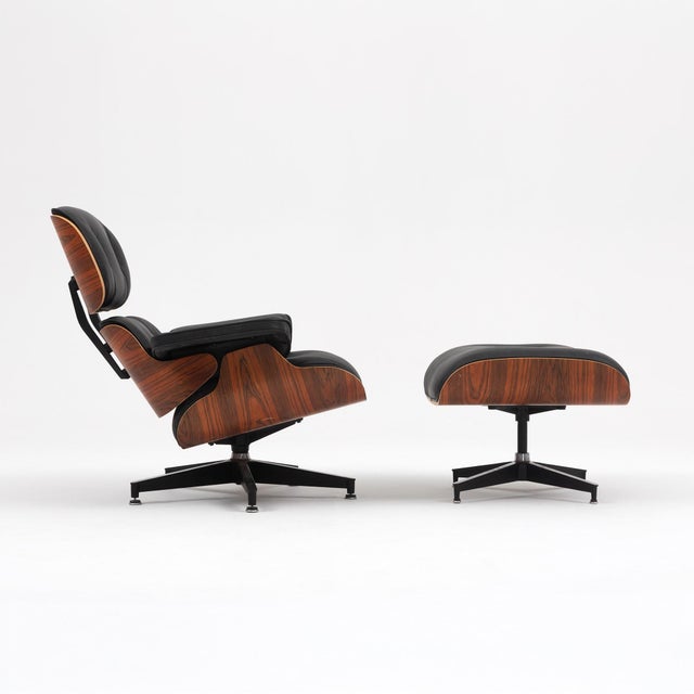 Eames Lounge Chair and Ottoman in Rosewood and Black Leather by Charles & Ray Eames for Herman Miller For Sale - Image 12 of 18