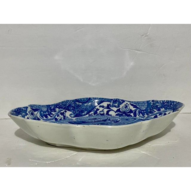 Victorian English China Copeland Spode Blue Italian Scalloped Dish, Early 20th Century For Sale - Image 3 of 5