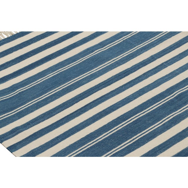 Rug & Kilim’s Contemporary Dhurrie Rug in Blue and White Stripes For Sale In New York - Image 6 of 7