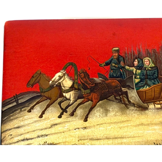 Imperial Russian Lacquered Papier-Mâché Troika Box, Lukutin Factory, 1880-1910 For Sale In West Palm - Image 6 of 18