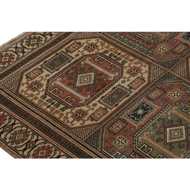 1960s Vintage Oushak Rug With Tribal Geometric Pattern For Sale In New York - Image 6 of 7