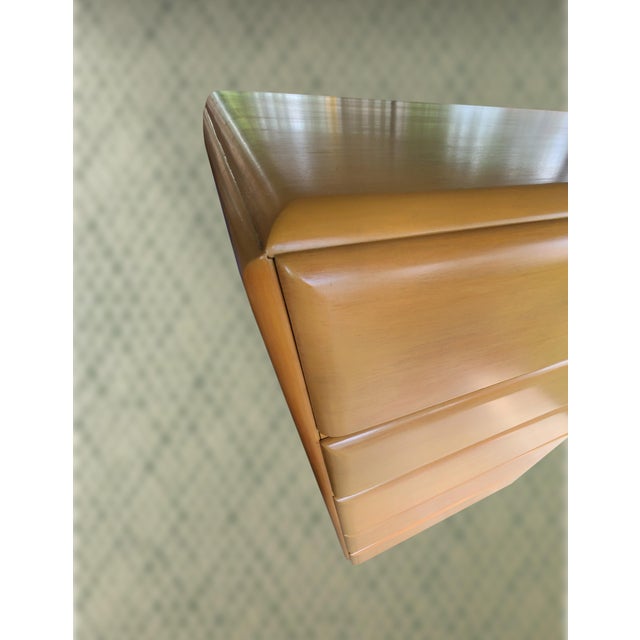 Camel Star Dust 5-Drawer Tall Boy Dresser Designed by Russel Wright / Restored For Sale - Image 8 of 10