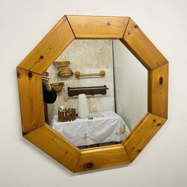 Large Scandinavian Style Octagonal Mirror in Pine, 1980s For Sale - Image 6 of 17