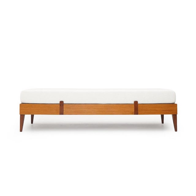 Mid-Century Modern Vintage Daybed with Wooden Frame, 1950s For Sale - Image 3 of 15