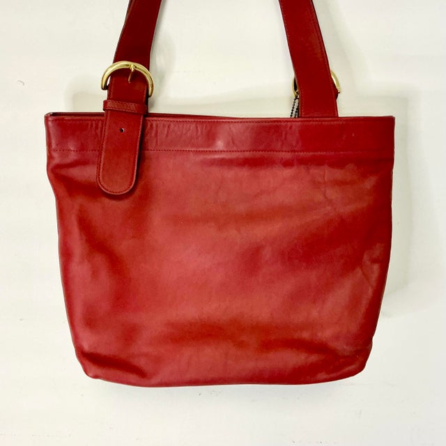 1996 Vintage Boho Chic Coach Soho Lafayette Red Leather Tote, F6h-4140. For Sale - Image 12 of 13