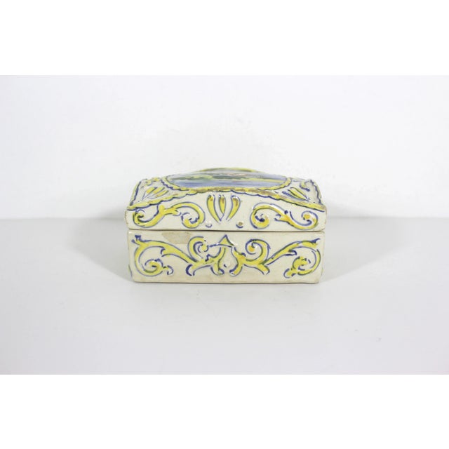 Early 20th Century Vintage Italian Signed Ceramic Box Hand Painted For Sale - Image 5 of 10