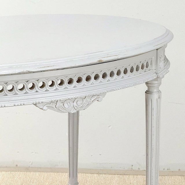 Antique French Louis XVI Painted Oval Center Table ~ End Table For Sale - Image 14 of 18