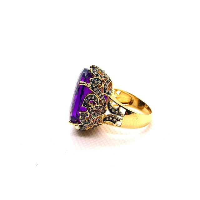 Bochic "Capri" Vintage Amethyst & Diamond Ring Set In 18K Gold & Silver For Sale - Image 4 of 18